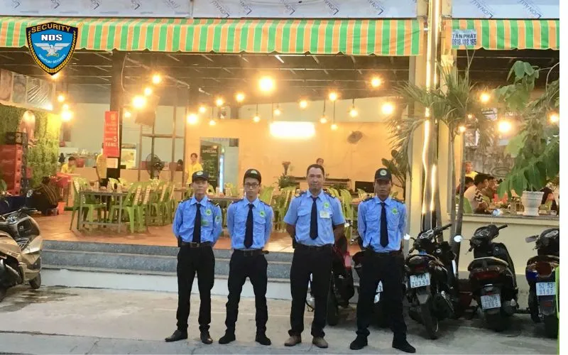 Dịch Vụ Bảo Vệ Nhà Hàng Chuyên Nghiệp Lịch Sự 2025