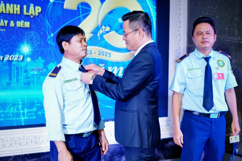 Tuyển dụng bảo vệ chuyên nghiệp đãi ngộ hấp dẫn 2026