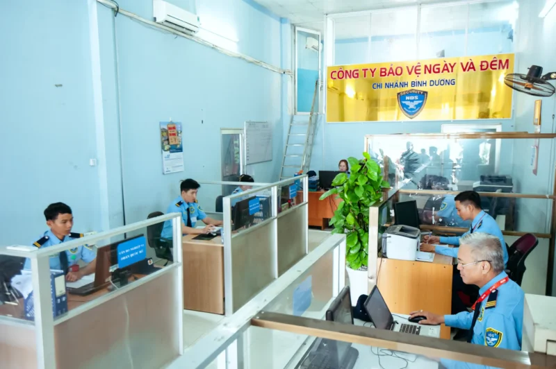 4 Lợi ích khi thuê bảo vệ dài hạn cho nhà máy